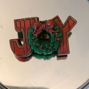 Vtg Hallmark red & green plastic JOY‎ Christmas brooch pin
